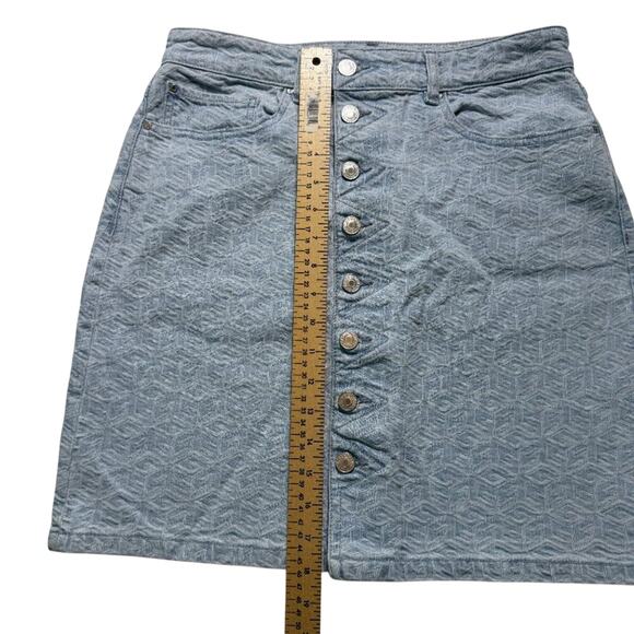 Guess Cube Pattern Denim Mini Skirt Light Blue Button Front Sustainable 30 - Picture 9 of 14